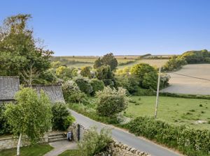 Photo 19- click for photo gallery